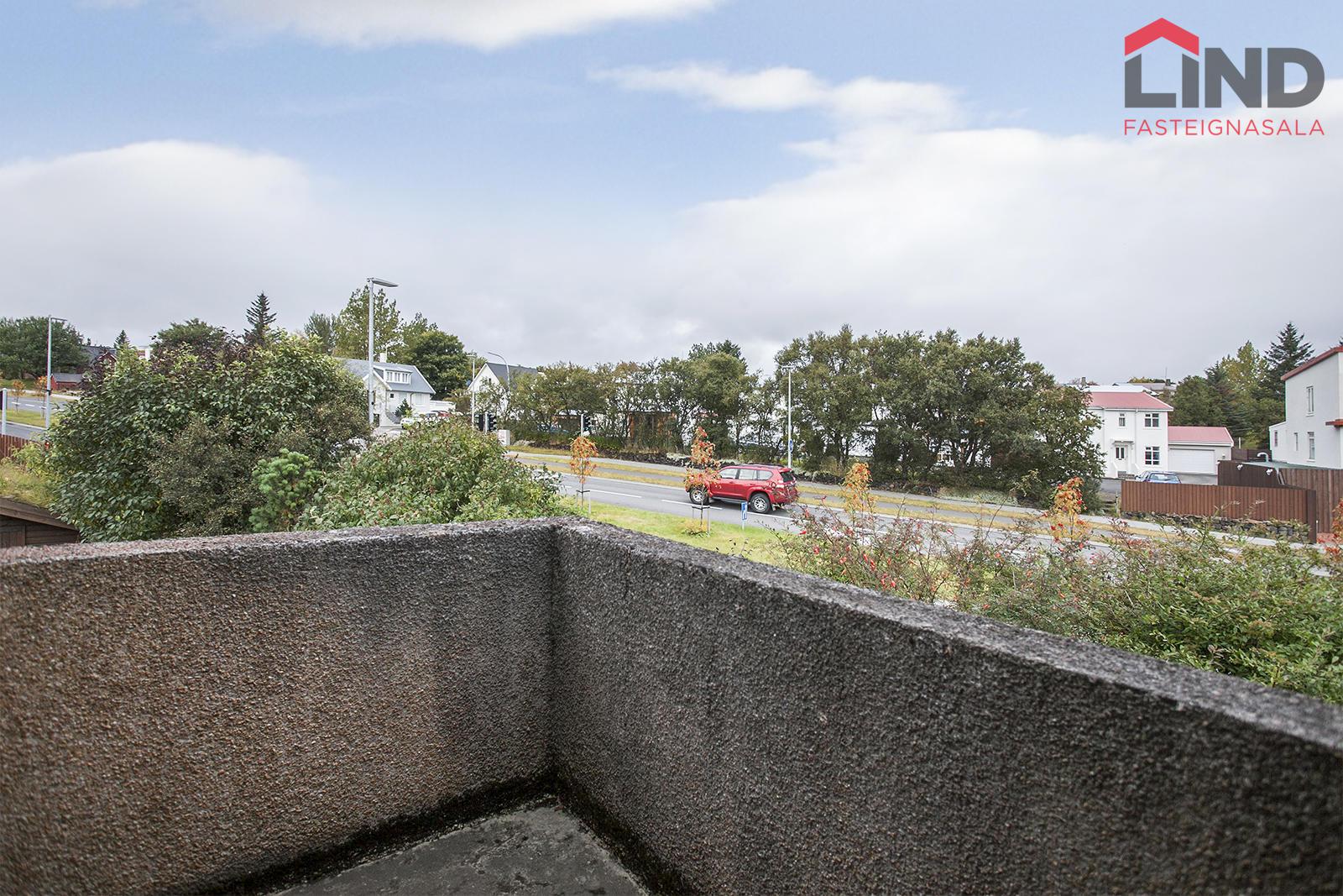 Akurgerði 8, 108 Reykjavík | Fasteignavefurinn Fastinn